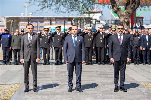 ATATÜRK'ÜN DİKİLİYE GELİŞİNİN 89. YIL DÖNÜMÜ TÖRENLE KUTLANDI